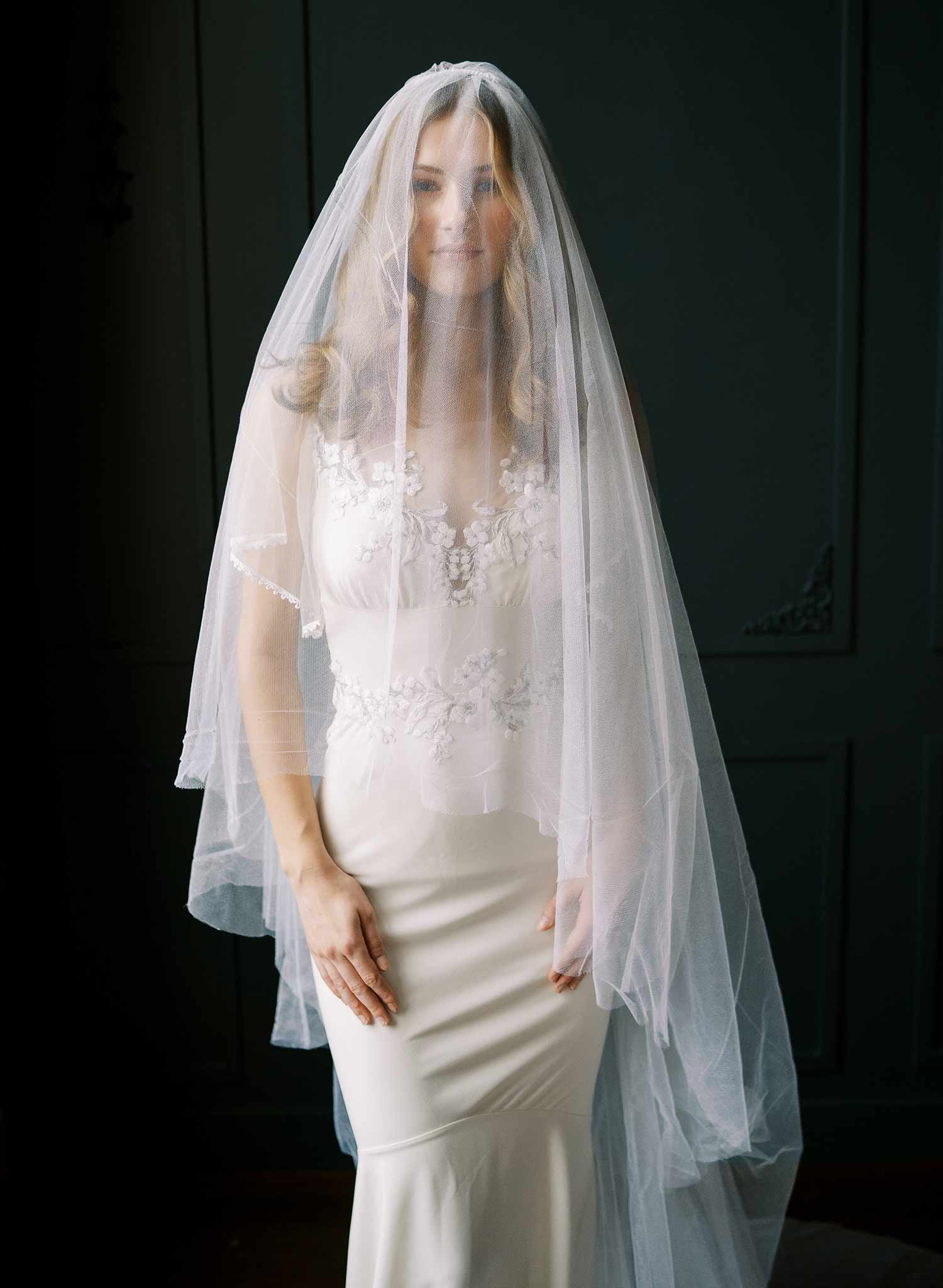 Clean and dramatic silk tulle veil with blusher - Style #2522
