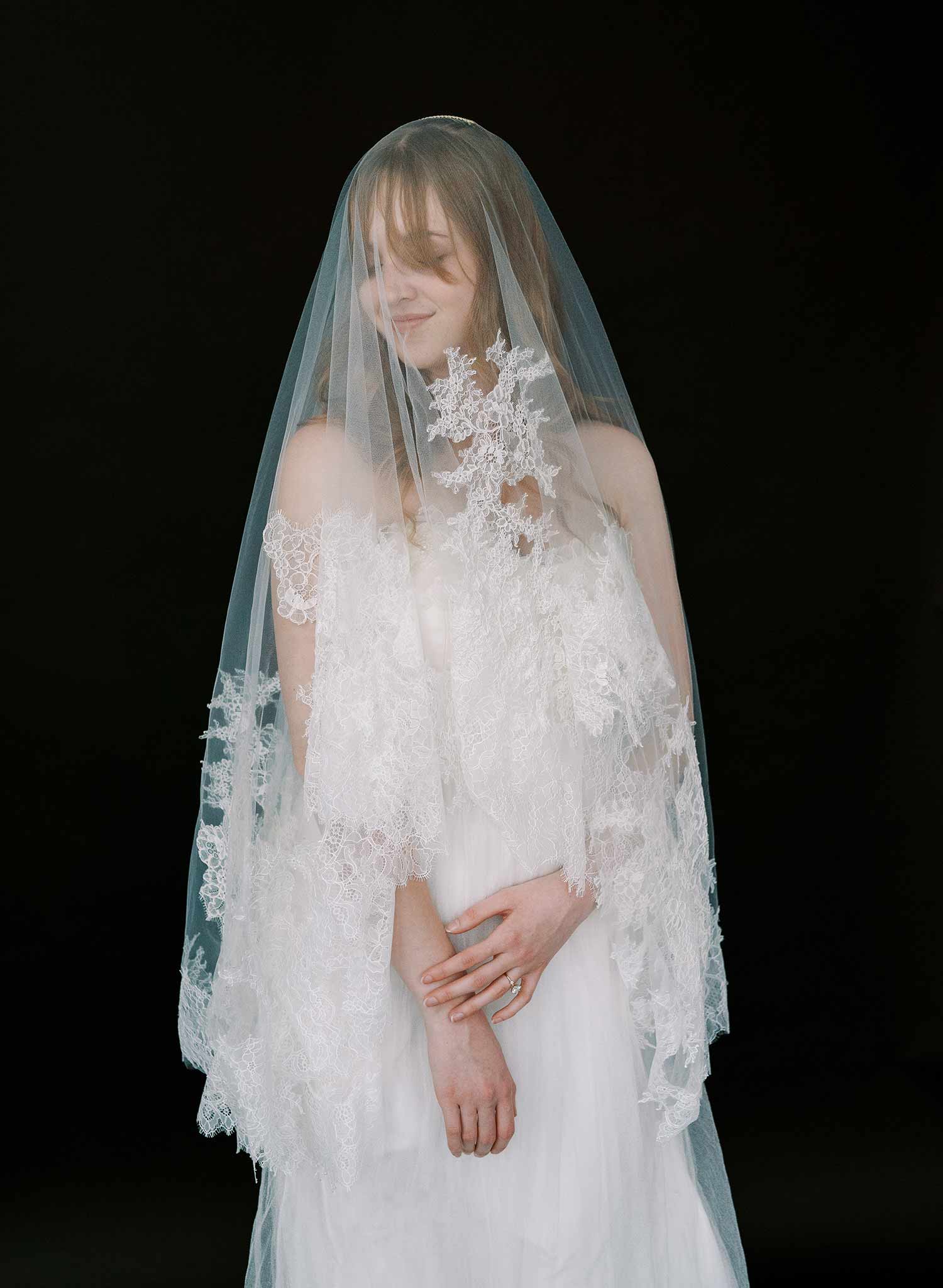 Abstract lace edge bridal veil - Style #2528