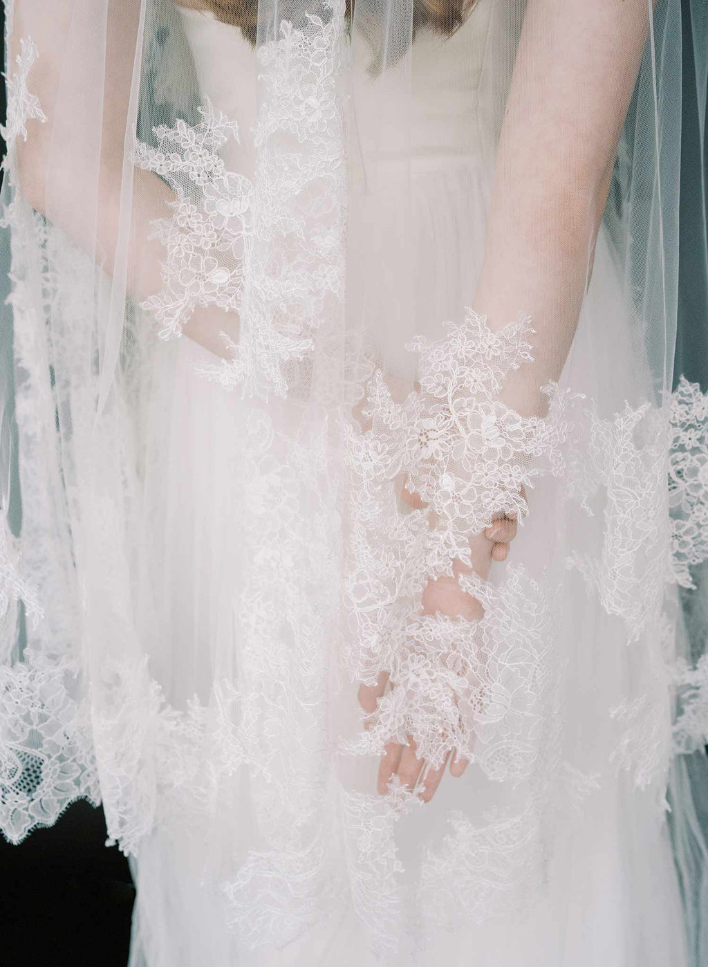 Abstract lace edge bridal veil - Style #2528
