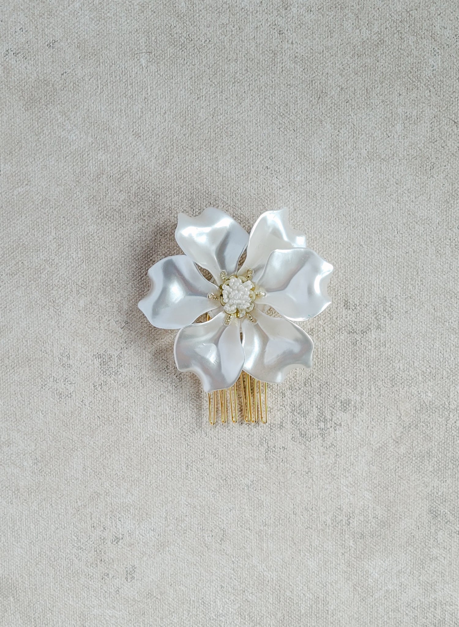 Acrylic petals modern hair flower - Style #2532