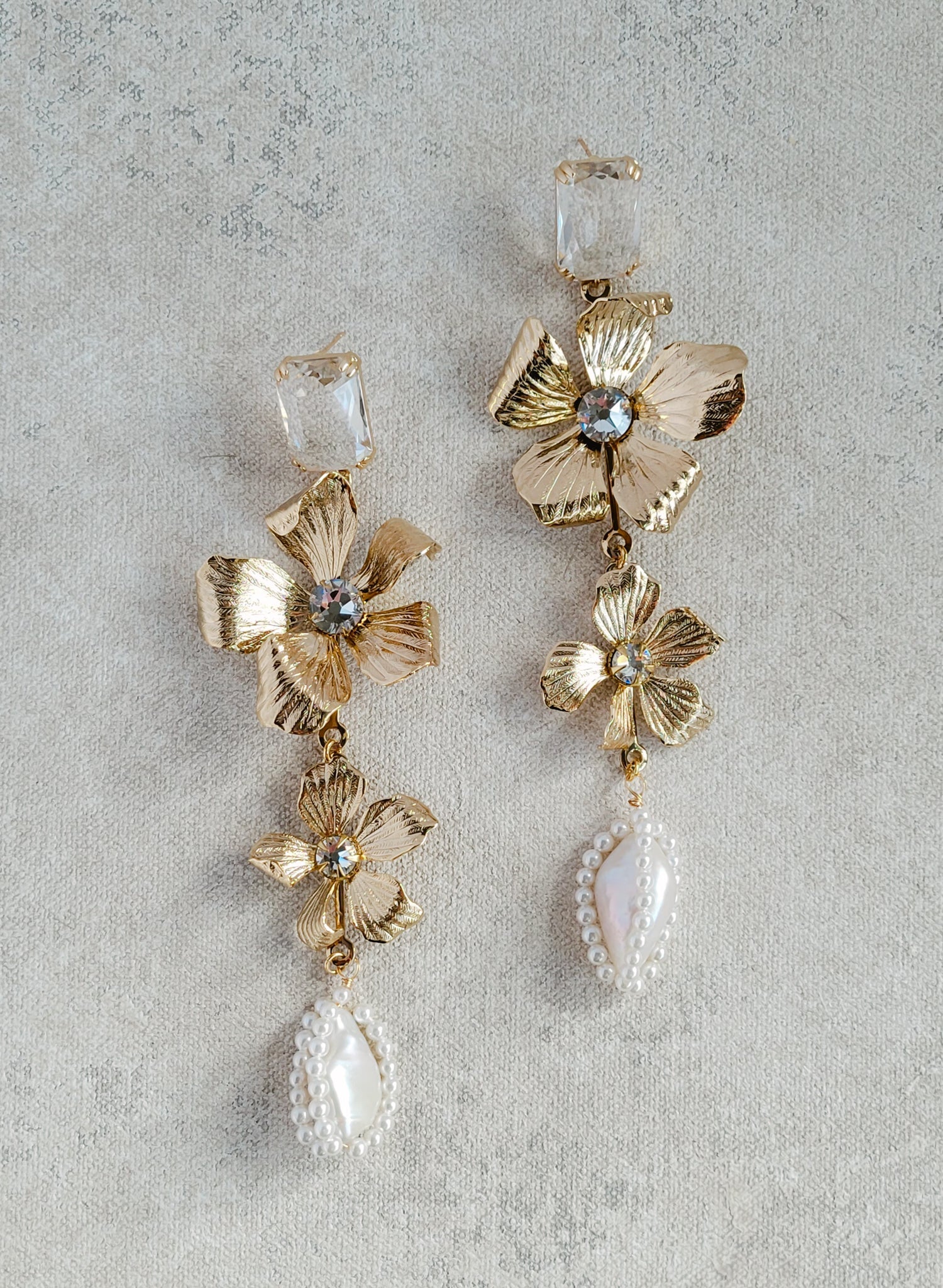 "Gilded magnolia, crystals and pearl earrings - Style #2535"