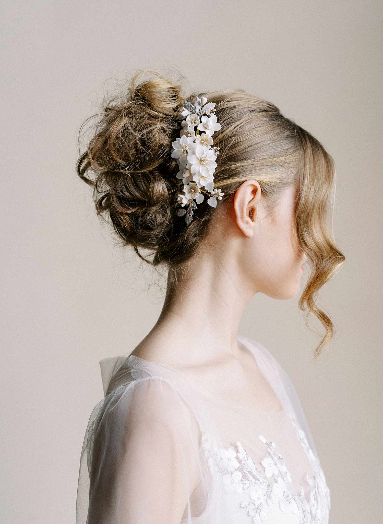 "Creamy floral garden comb, large - Style #2551"