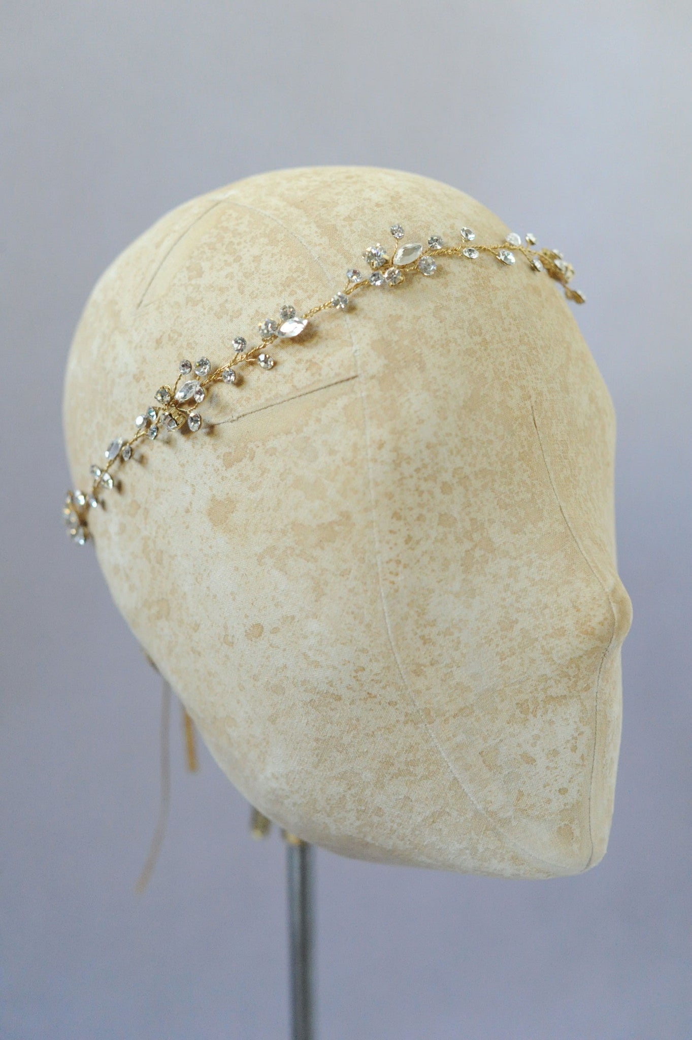 Simple crystal hair vine - Style #545