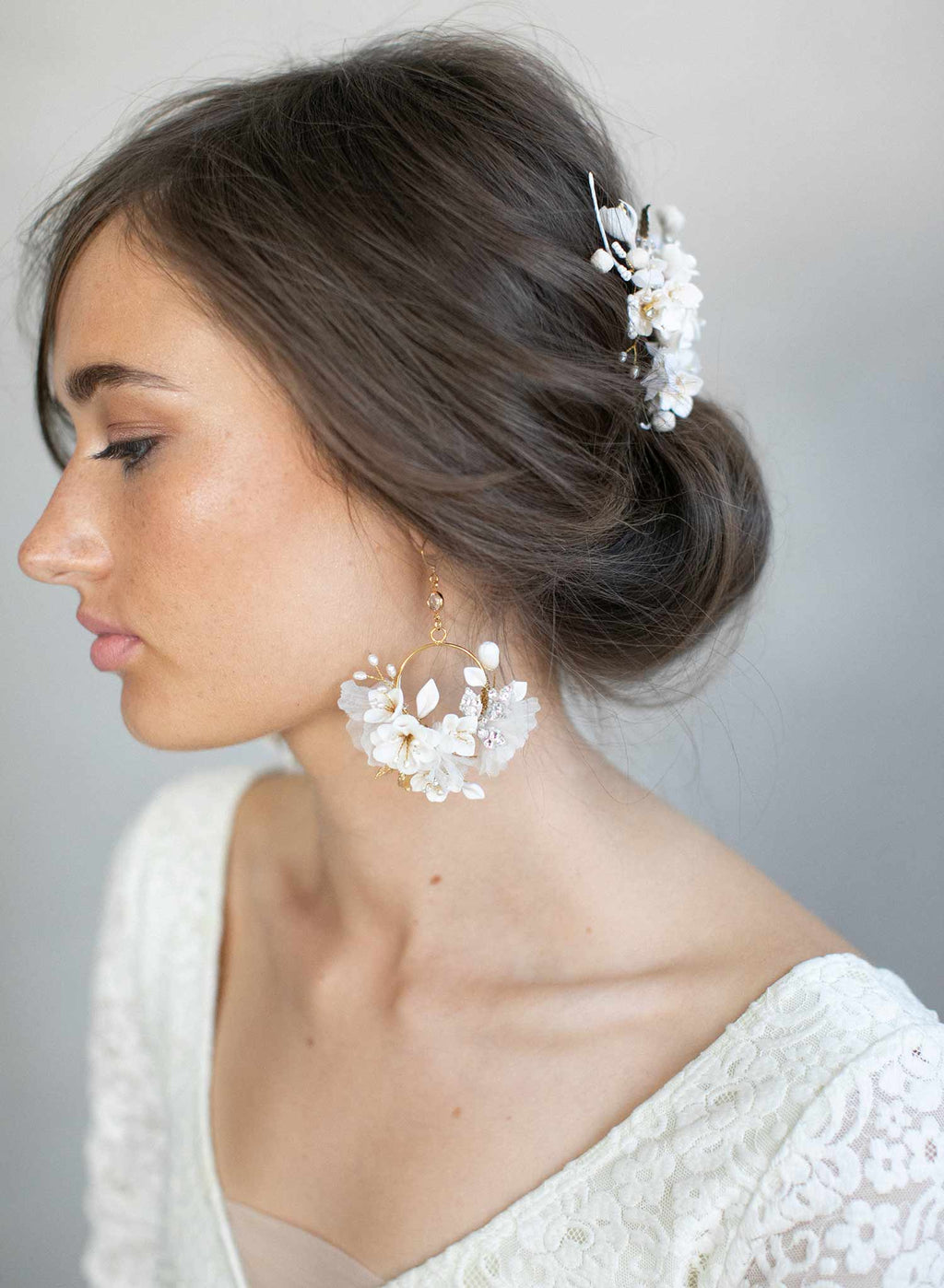 Creamy blossom and silk flower earrings - Style #951