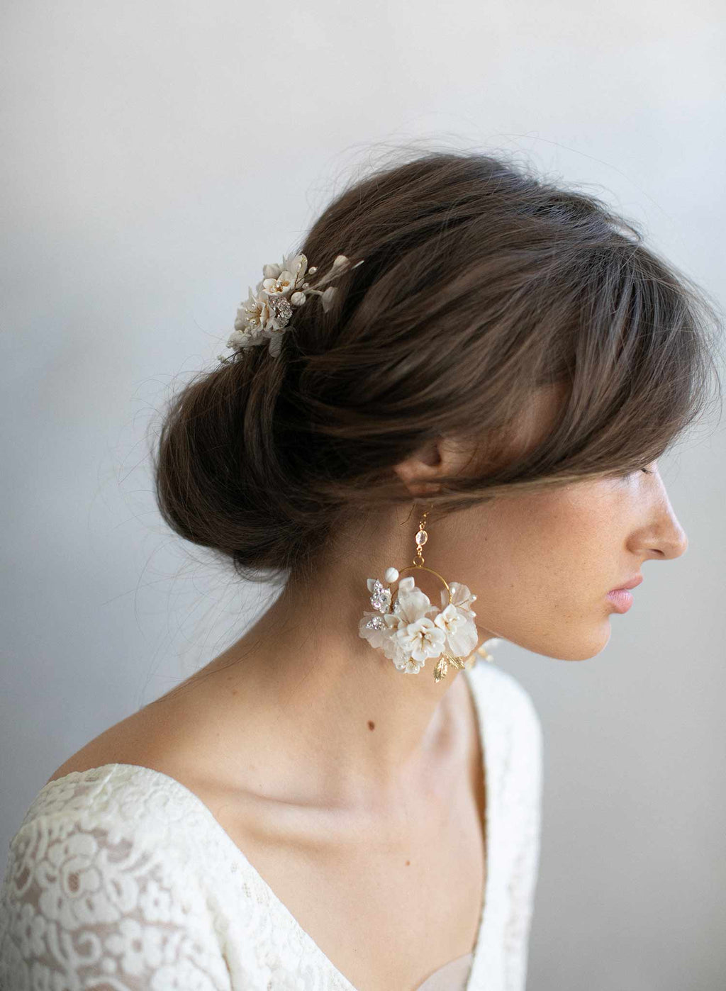 Creamy blossom and silk flower earrings - Style #951