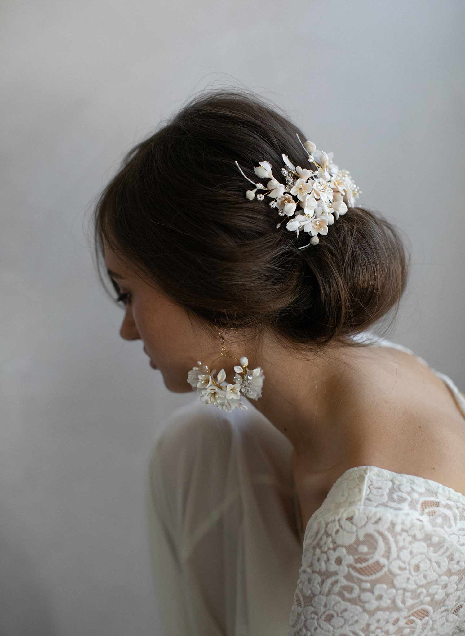 Creamy blossom and silk flower earrings - Style #951