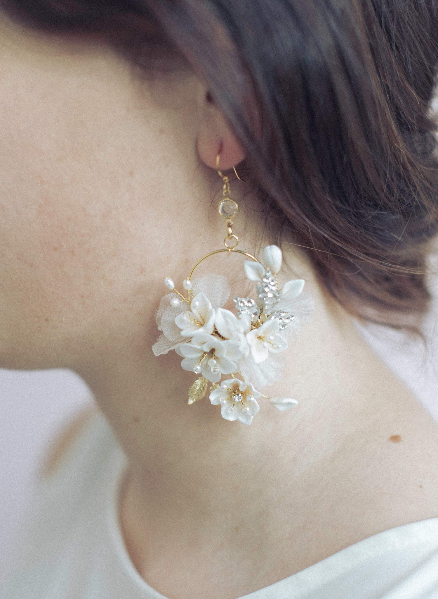 Creamy blossom and silk flower earrings - Style #951